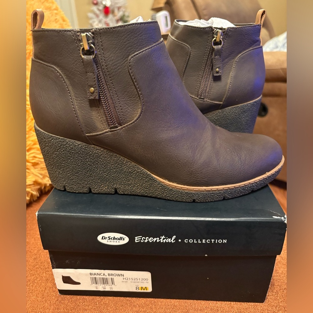 Dr. Scholl's Essential Collection Dark Brown Wedges